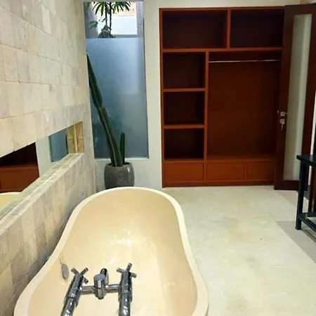 Villa Dew Canggu Kerobokan  Exterior photo