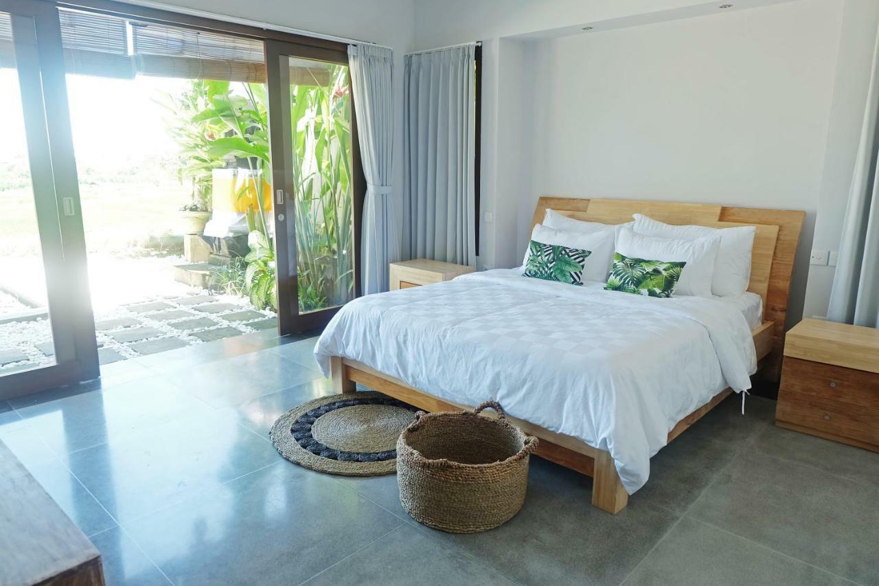 Dew Canggu Villa *